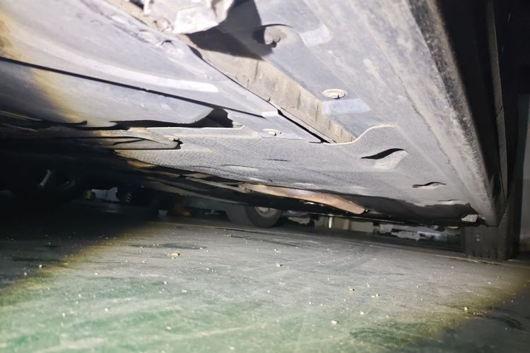 宝马5系 2013款 525Li 豪华型局部细节9002