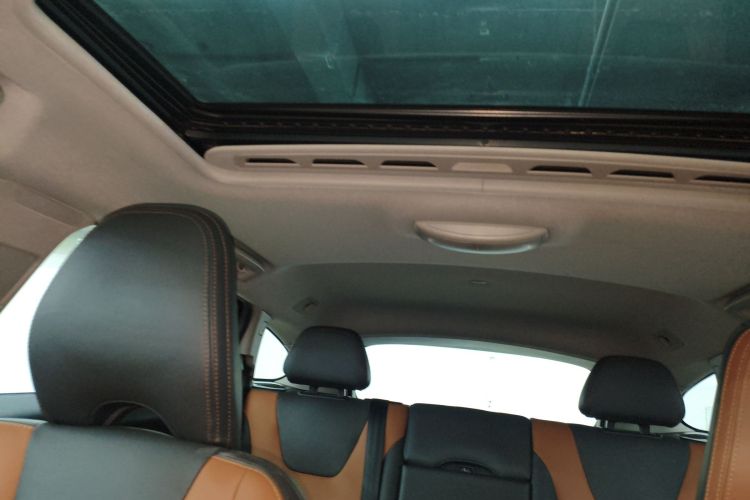 沃尔沃V60 2016款 Cross Country T6 AWD局部细节22