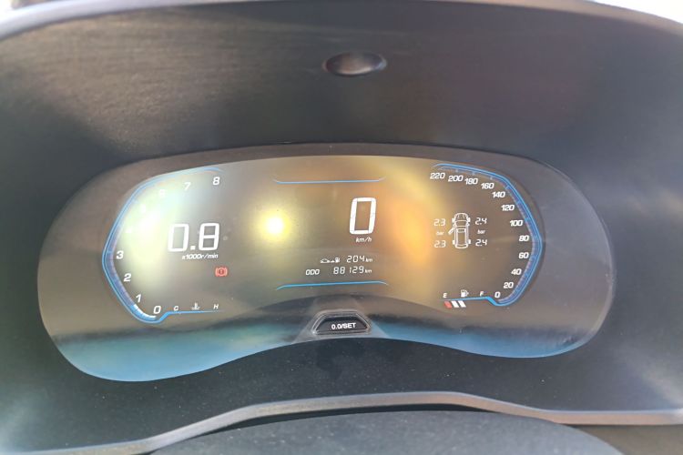 五菱汽车 五菱宏光S3 2018款 1.5L 手动豪华型 国V中控内饰14