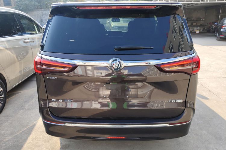 别克GL8 2020款 ES陆尊 653T 豪华型车身外观6