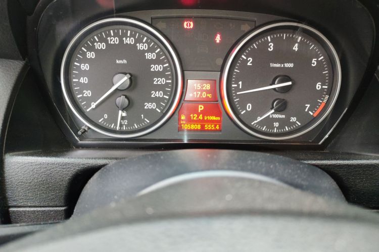 宝马X1 2013款 sDrive18i 运动设计套装中控内饰15