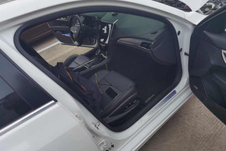 凯迪拉克ATS-L 2017款 28T 时尚型局部细节9005