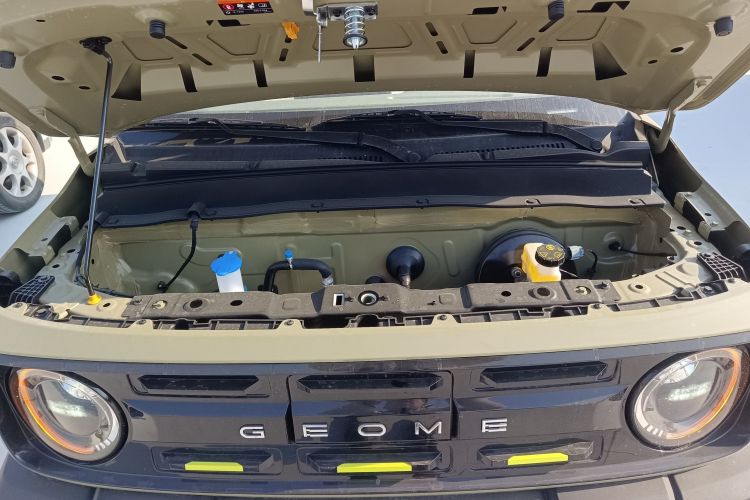 吉利银河 2025款 210km 熊猫骑士机舱底盘24