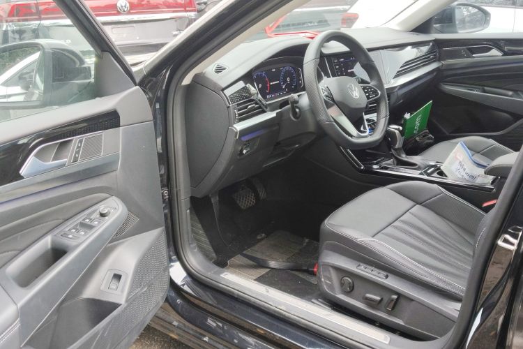 大众 帕萨特 2024款 380TSI 龙耀版中控内饰20