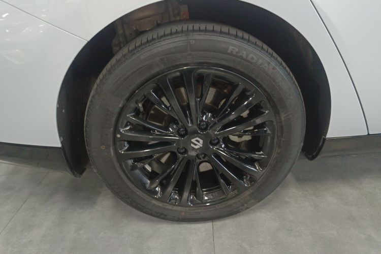 零跑汽车 零跑C01 2023款 525舒享版车身外观6008