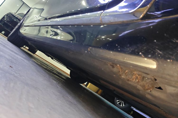 宝马7系 2018款 730Li 领先型 卓越套装局部细节9001