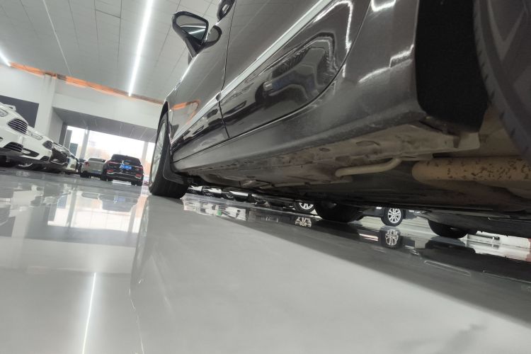 别克 君越 2018款 20T 精英型局部细节9002