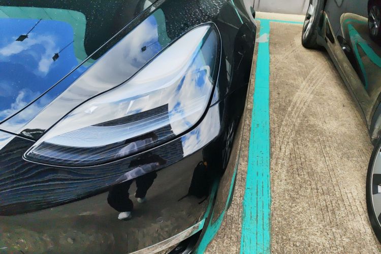 特斯拉 Model Y 2022款 改款 长续航全轮驱动版局部细节36