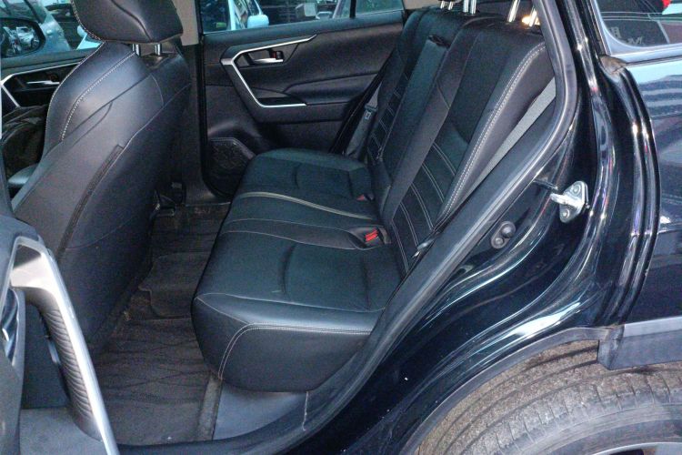 丰田 威兰达 2020款 2.0L CVT两驱豪华版中控内饰21