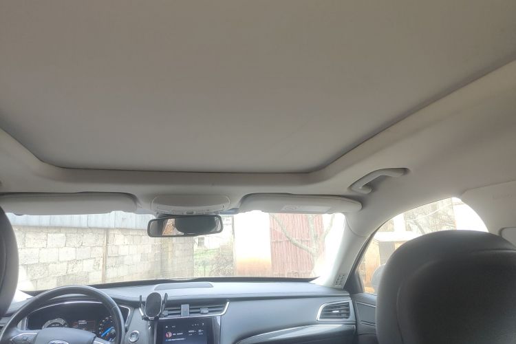 福特 金牛座 2019款 EcoBoost 245 悦享版中控内饰22