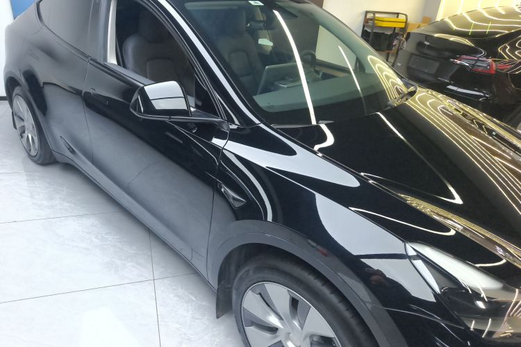 特斯拉 Model Y 2022款 后轮驱动版车身外观6002