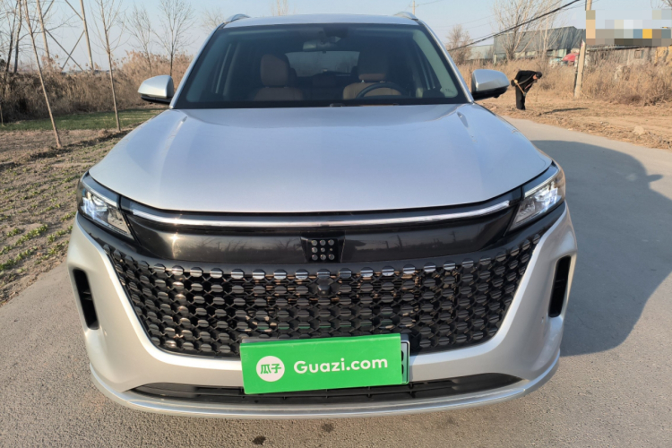 蓝电E5 2023款 1.5L DE-i 100KM臻享型 7座车身外观2