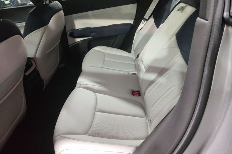 小鹏G6 2023款 580 长续航 Pro中控内饰7004