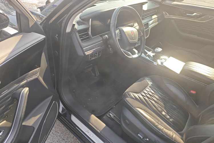 红旗HS5 2022款 2.0T 智联旗领四驱版中控内饰20