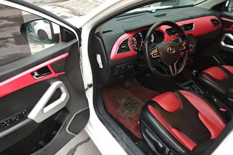 江汽集团 瑞风S2 2015款 1.5L CVT豪华智能型中控内饰20