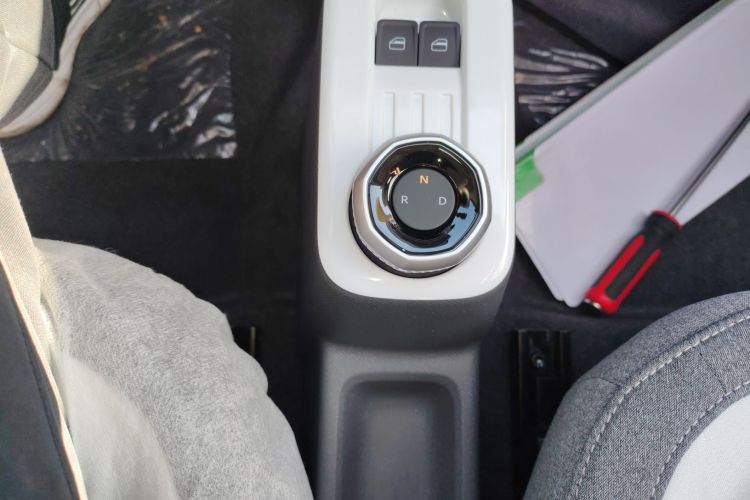 吉利银河 熊猫 2025款 210km 元气熊中控内饰18