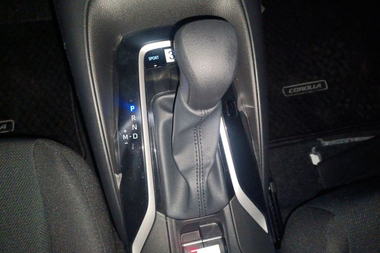 丰田 卡罗拉 2024款 1.2T 先锋版中控内饰18