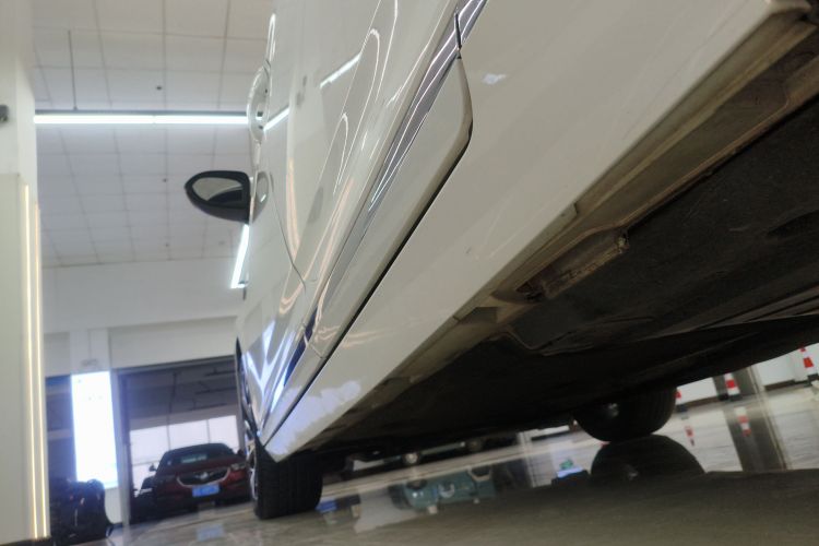 大众 迈腾 2020款 330TSI DSG 豪华型局部细节9002