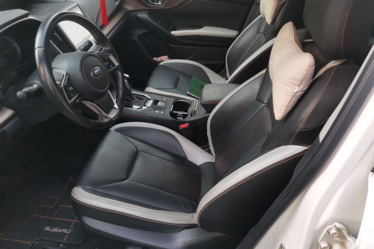斯巴鲁XV 2019款 2.0i 智擎旗舰版EyeSight 国VI中控内饰19