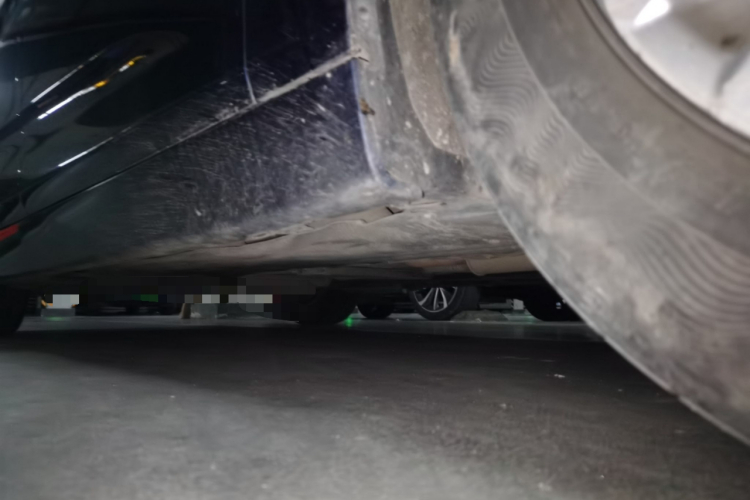 宝马2系多功能旅行车 2015款 218i 领先型局部细节9001