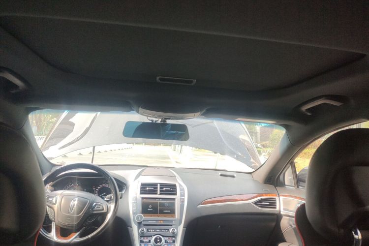 林肯MKZ 2018款 2.0T 尊享版中控内饰22