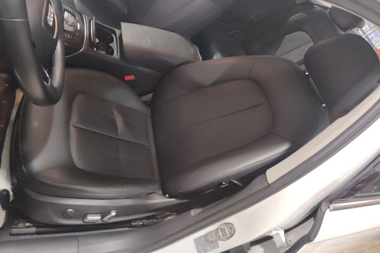 奥迪A6L 2017款 TFSI 舒适型中控内饰19