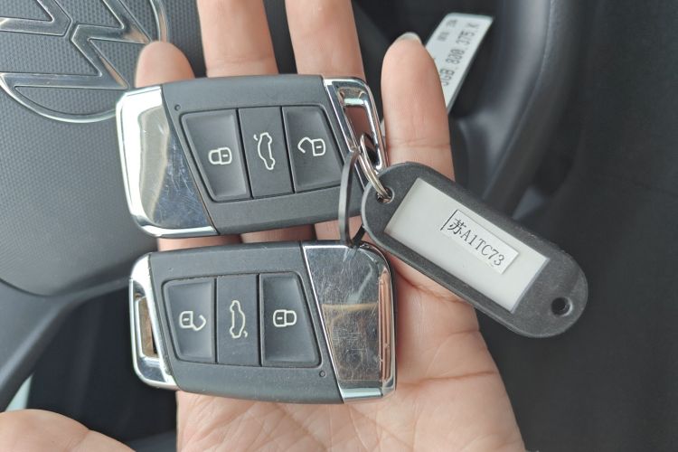 大众 帕萨特 2022款 280TSI 商务版中控内饰7001