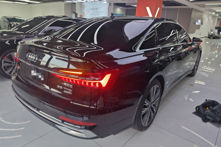 奥迪A6L 2024款 55 TFSI quattro 尊享动感型车身外观7