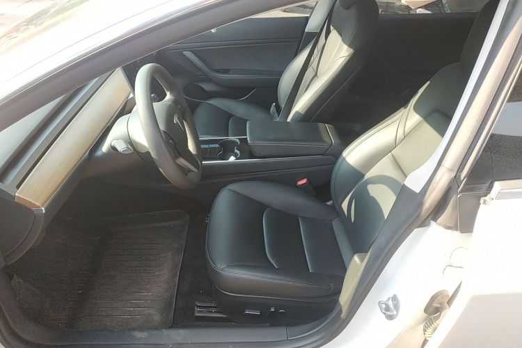 特斯拉 Model 3 2020款 改款 标准续航后驱升级版中控内饰19