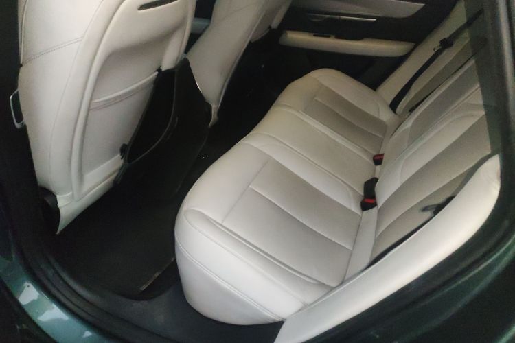 小鹏P7 2023款 P7i 702 Max中控内饰21