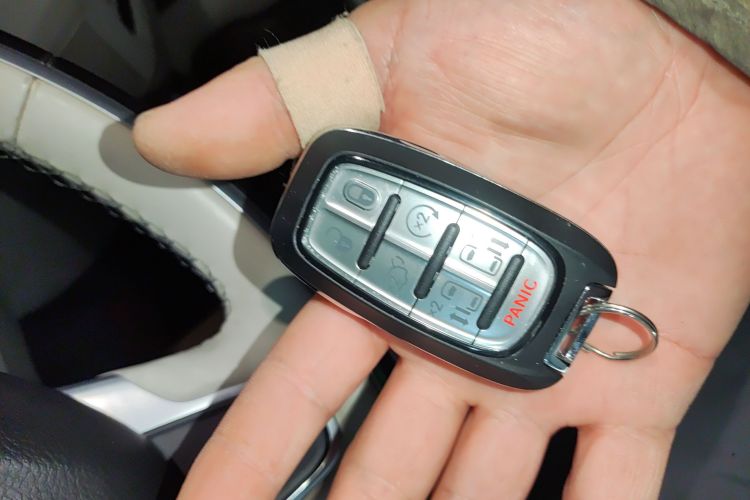 克莱斯勒 大捷龙PHEV(进口) 2019款 3.6L 插电混动版中控内饰11