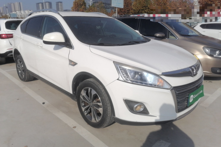 纳智捷 优6 SUV 2017款 1.8T 魅力升级型车身外观3