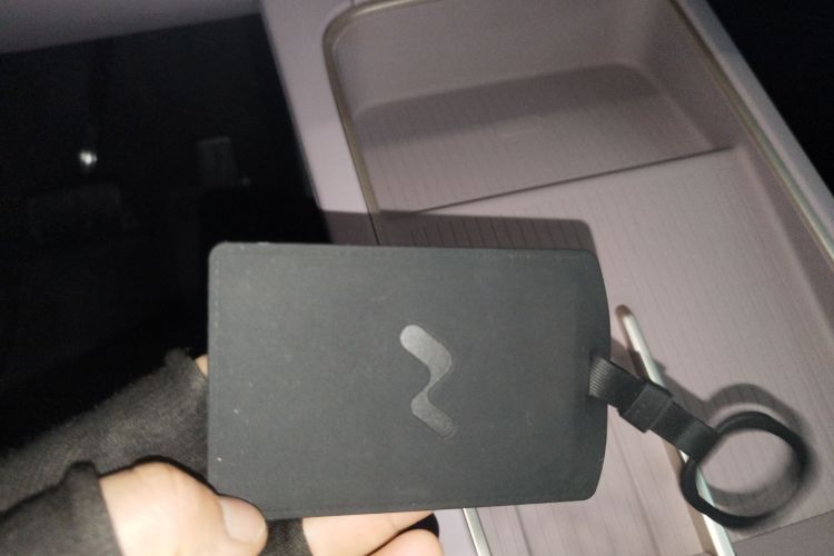 乐道L60 2024款 60kWh 后驱版中控内饰7001