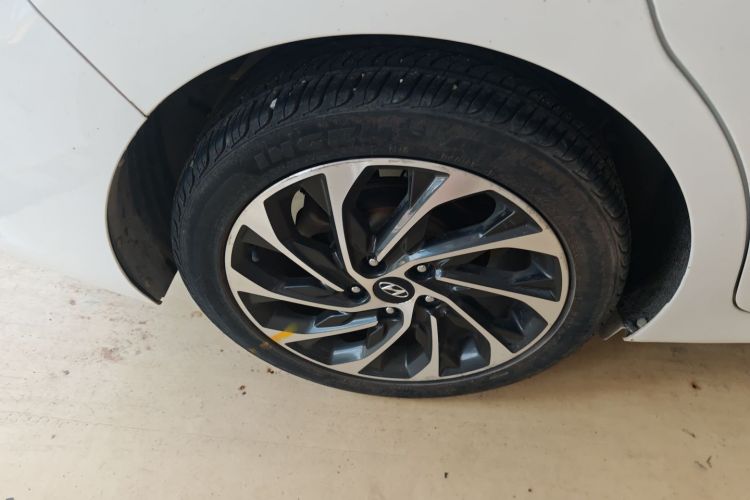 现代 领动 2019款 1.5L CVT智炫·精英型车身外观6008