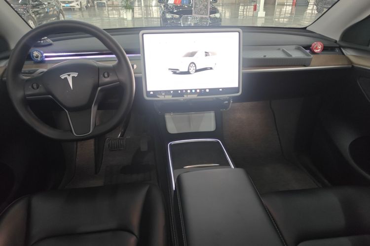 特斯拉 Model Y 2022款 改款 后轮驱动版中控内饰12