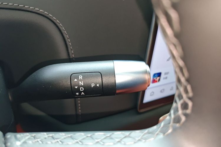 理想汽车 理想L9 2023款 Pro局部细节18