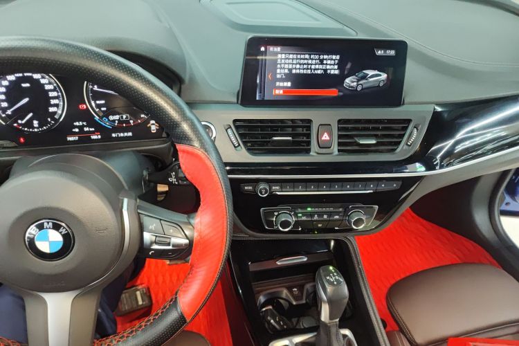 宝马1系 2019款 118i M运动套装局部细节16