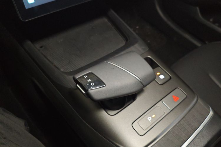 长安 逸动 2025款 蓝鲸 1.5T 500Bar尊贵型局部细节18