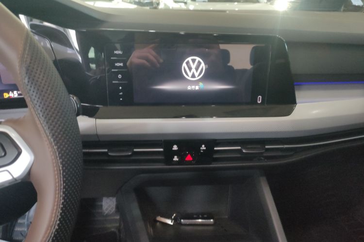 大众 高尔夫 2023款 改款 280TSI DSG Pro中控内饰16