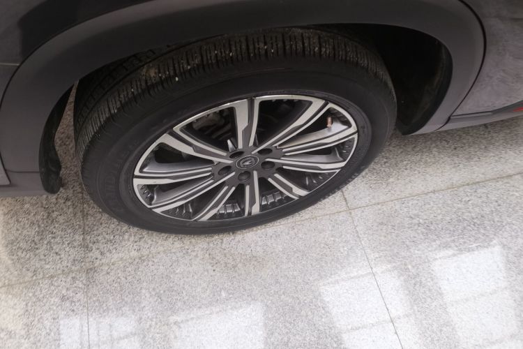 长安CS75 PLUS 2022款 2.0T 自动领航型车身外观6008