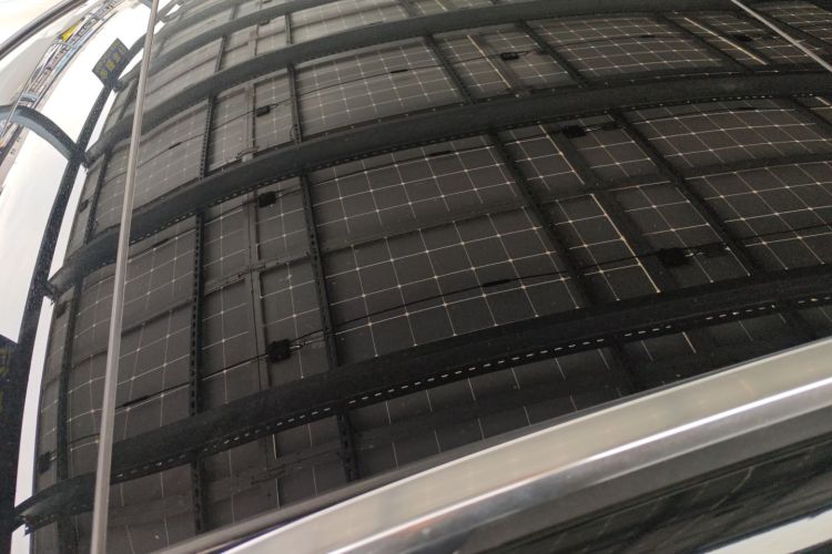 奔驰GLC 2023款 GLC 300 L 4MATIC 动感型 5座局部细节57