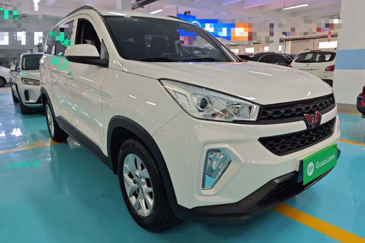 五菱汽车 五菱宏光S3 2019款 1.5L 手动标准型 国VI车身外观3