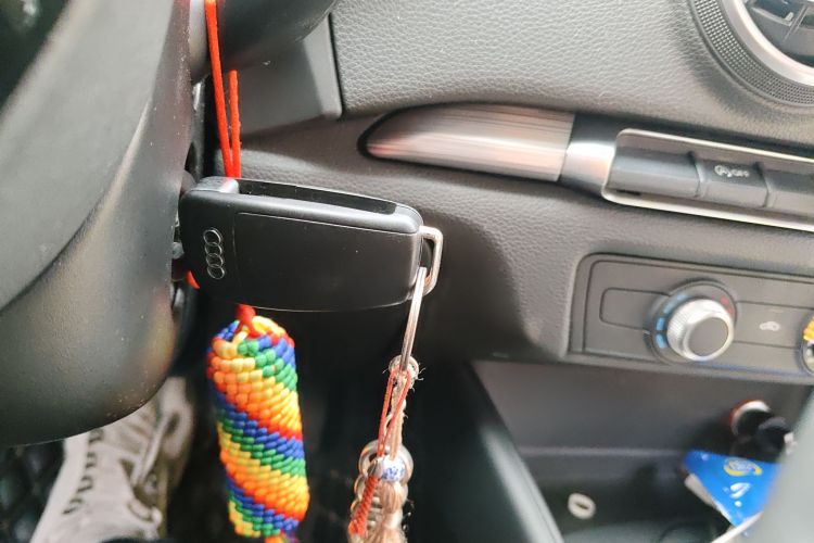 奥迪A3 2016款 Sportback 35 TFSI 领英型中控内饰11