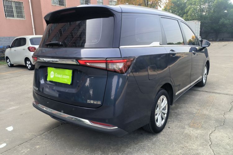 五菱汽车 五菱佳辰 2022款 1.5T CVT智享豪华型车身外观7