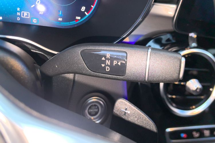 奔驰GLC轿跑 2022款 改款 GLC 260 4MATIC 轿跑SUV中控内饰18