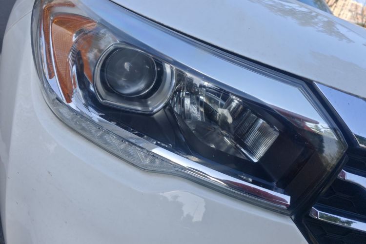 广汽传祺 传祺GS4 2016款 235T 手动豪华版车身外观8