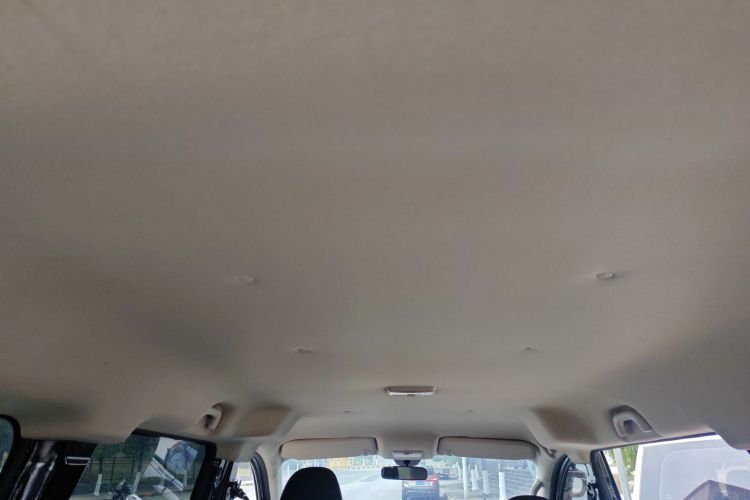 BAW北汽制造 锐胜王牌M7 2023款 1.6L 标轴创富型 7座局部细节22