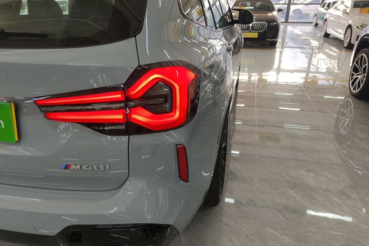 宝马X3(进口) 2022款 M40i车身外观9