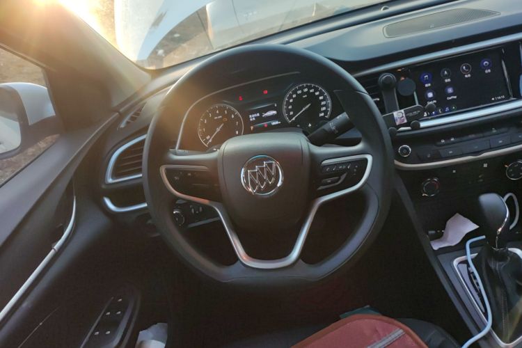 别克 英朗 2021款 改款 典范 1.5L 自动精英型中控内饰13