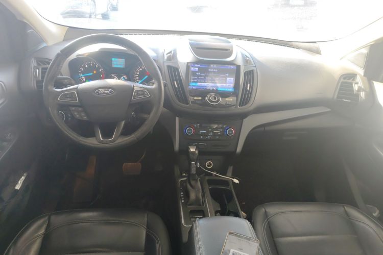 福特 翼虎 2017款 EcoBoost 180 两驱铂翼型中控内饰7002